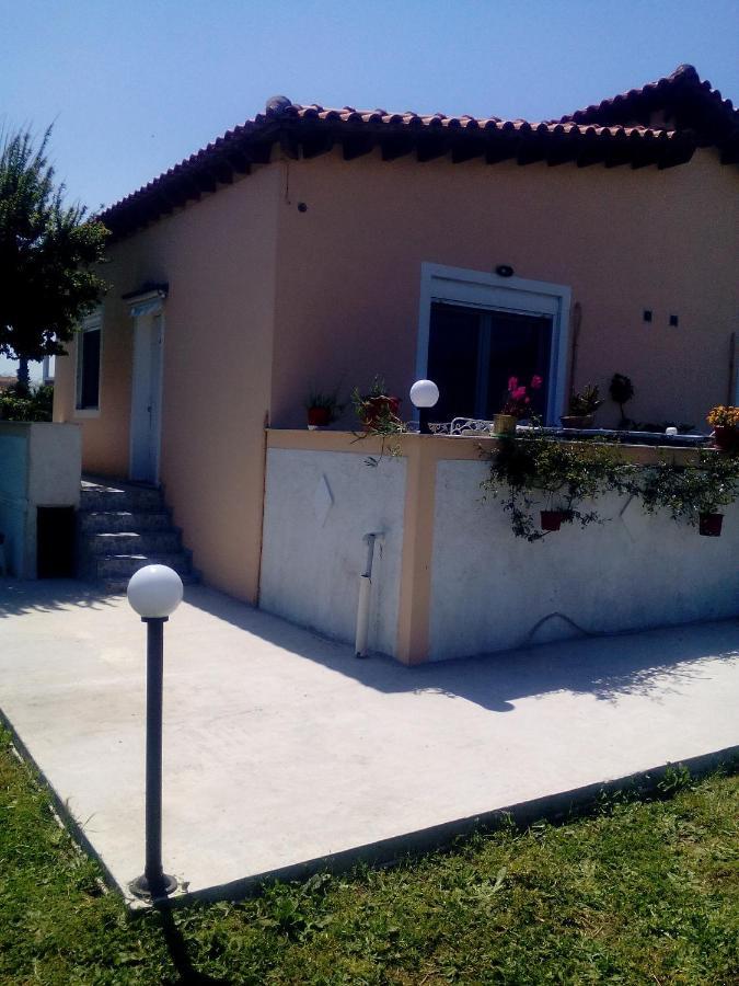 Studios Στουσ Πυργουσ Θερμησ Mytilíni Eksteriør billede