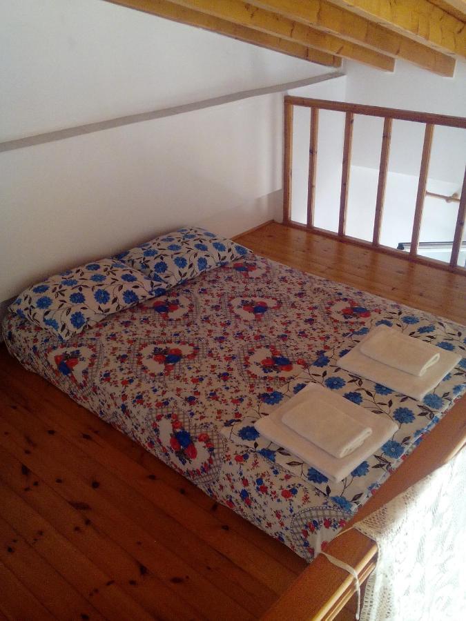 Studios Στουσ Πυργουσ Θερμησ Mytilíni Eksteriør billede